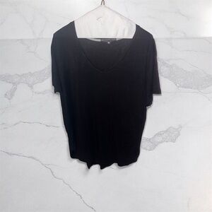 Elegant Black Short Sleeve Tee